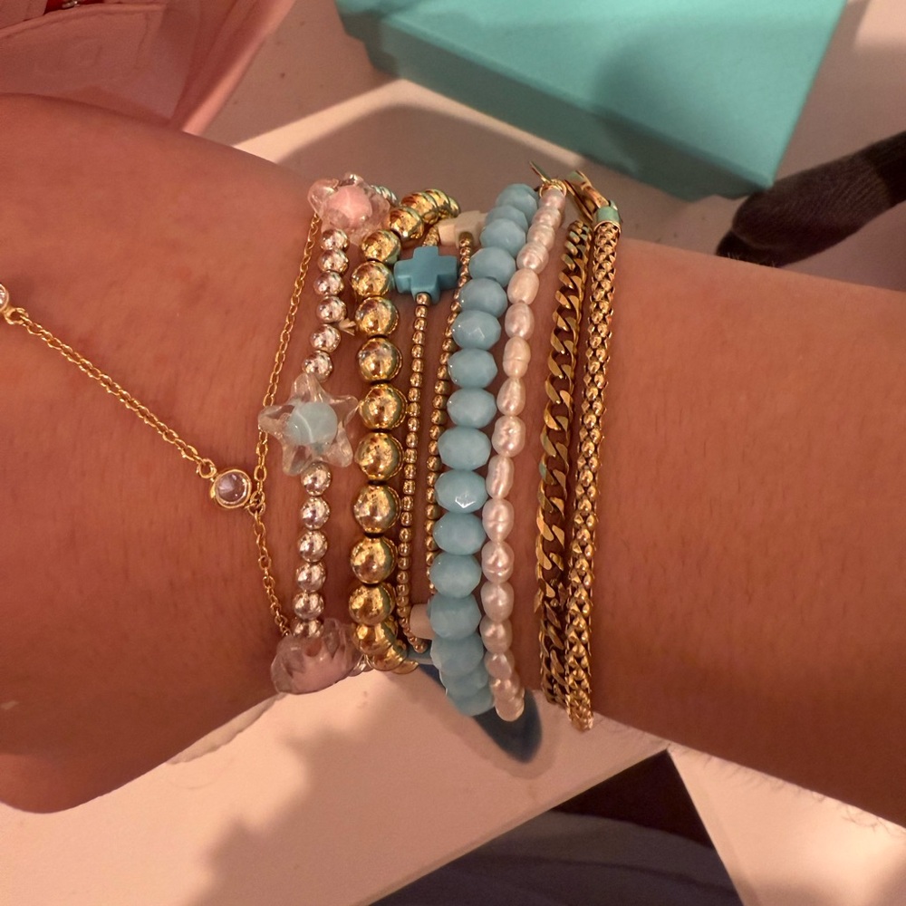 Pink and blue beaded bracelet